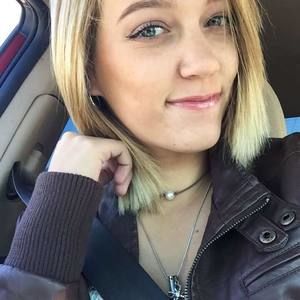 Meet your Posher, Katelyn